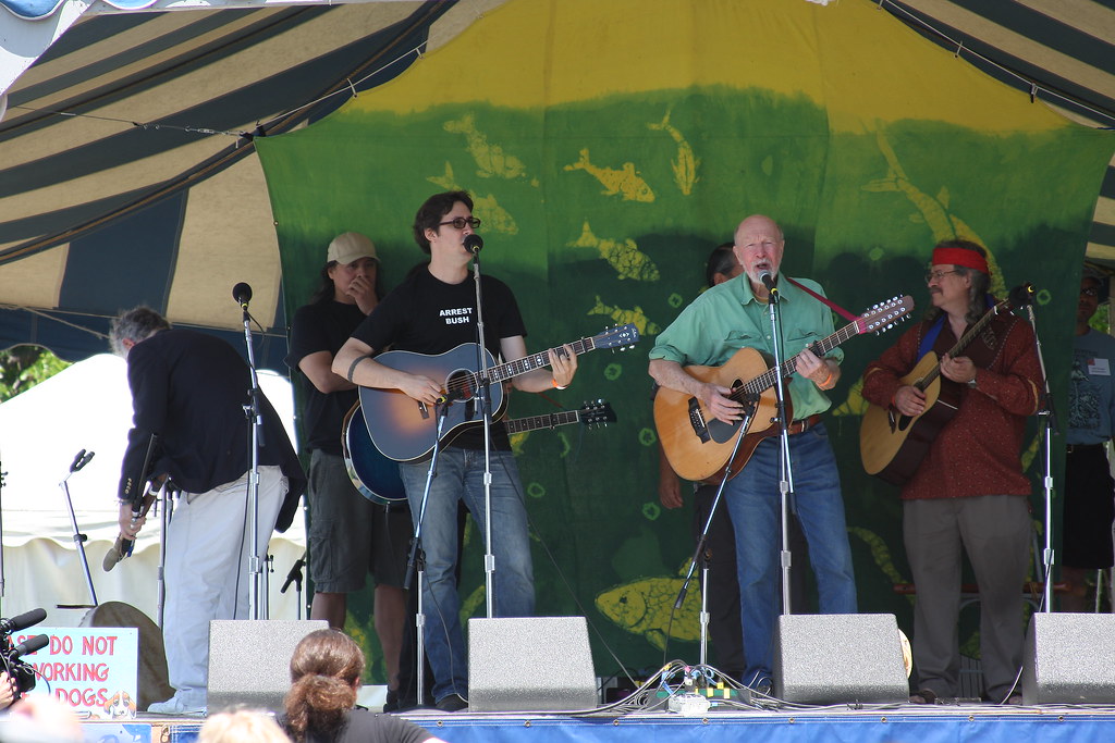 Pete Seeger and Tao Rodriguez-Seeger