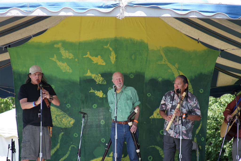 Pete Seeger at Hudson River Stage