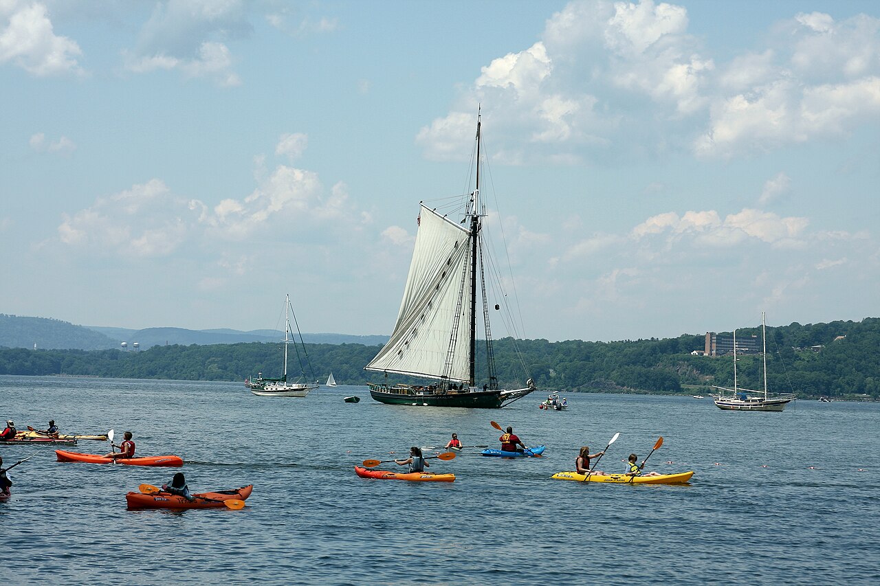 Clearwater (2614361591).jpg