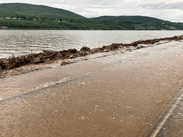Metro-North Railroad Announces Service Change Due to Severe Weather (53035281840)