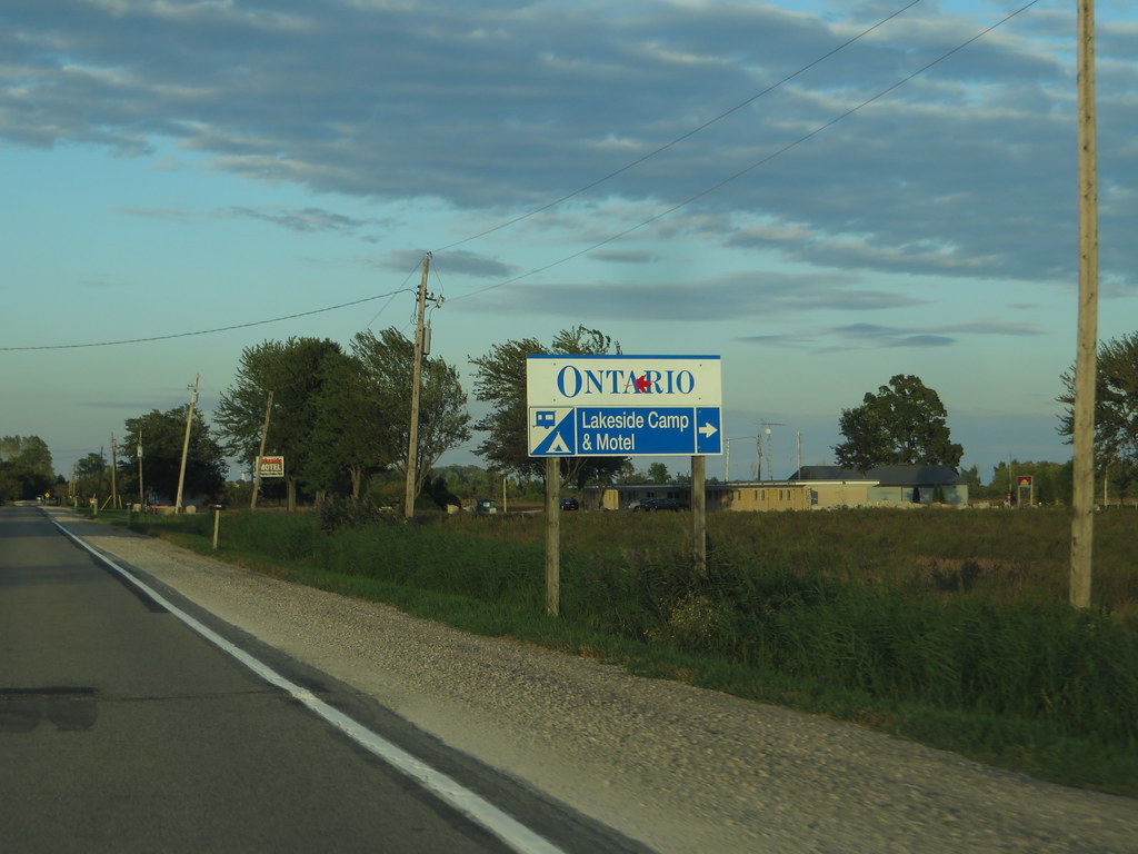 Lakeside Camp and Motel, Chatham-Kent Highway 3, Chatham-Kent, Ontario