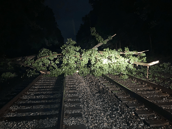 Metro-North Railroad Announces Service Change Due to Severe Weather (53035476013)