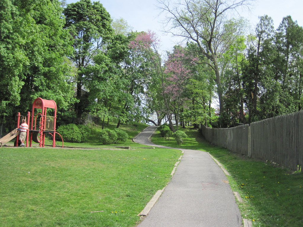 Old Croton Aqueduct Spring 2010