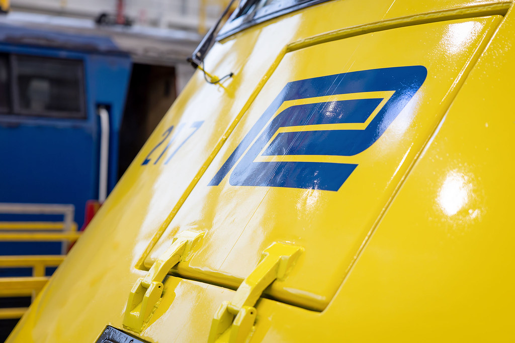 Metro-North Debuts Penn Central Heritage Train