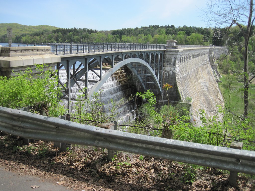 Old Croton Aqueduct Spring 2010
