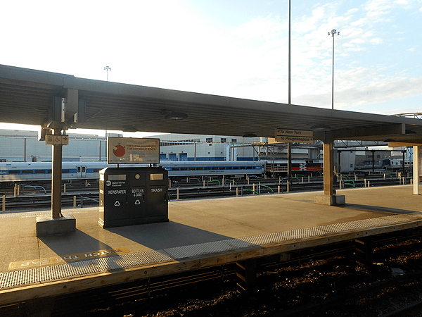 File:NH Locomotive and Working Class Hero Car at Croton Yards.jpg