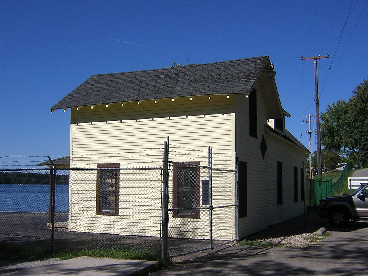 Croton Dam Muskegon River Dscn1085.jpg