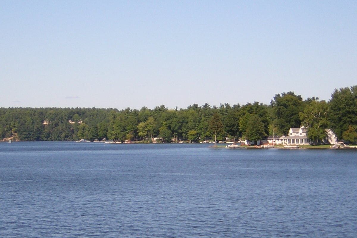 Croton Dam Muskegon River Dscn1075 cropped.jpg
