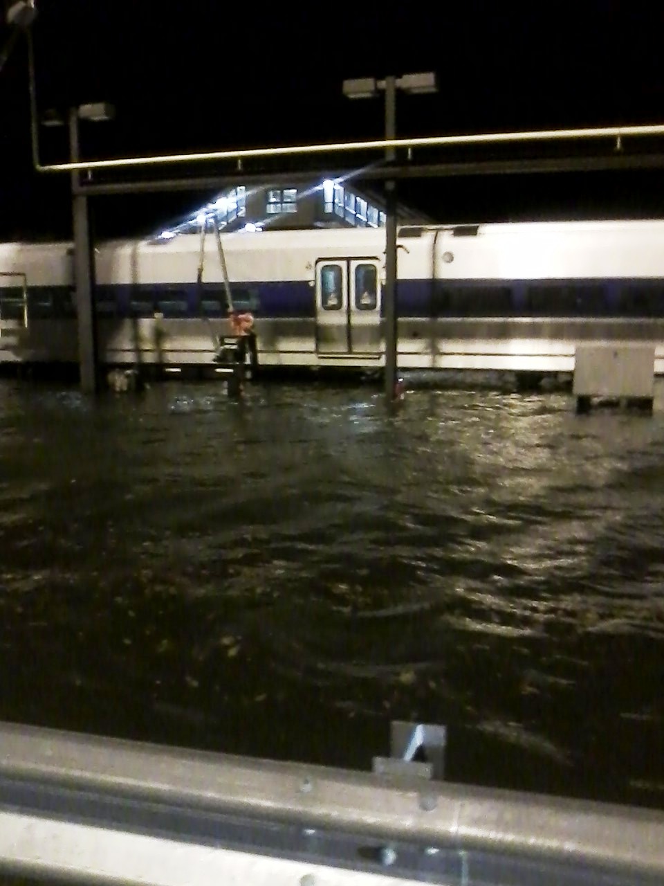 Water Level at Harmon (8157898214).jpg