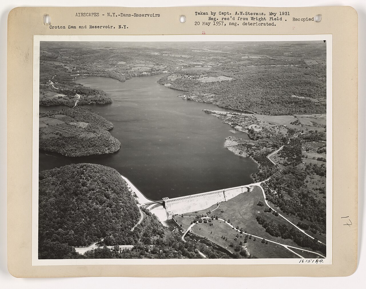 New York - Croton Dam and Reservoir - NARA - 68144939.jpg