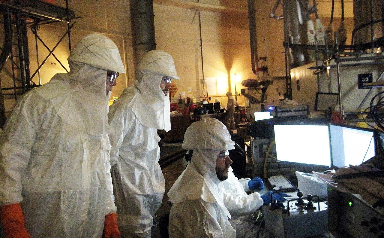 NRC Region I Staff at Indian Point Nuclear Plant (46813969014).jpg