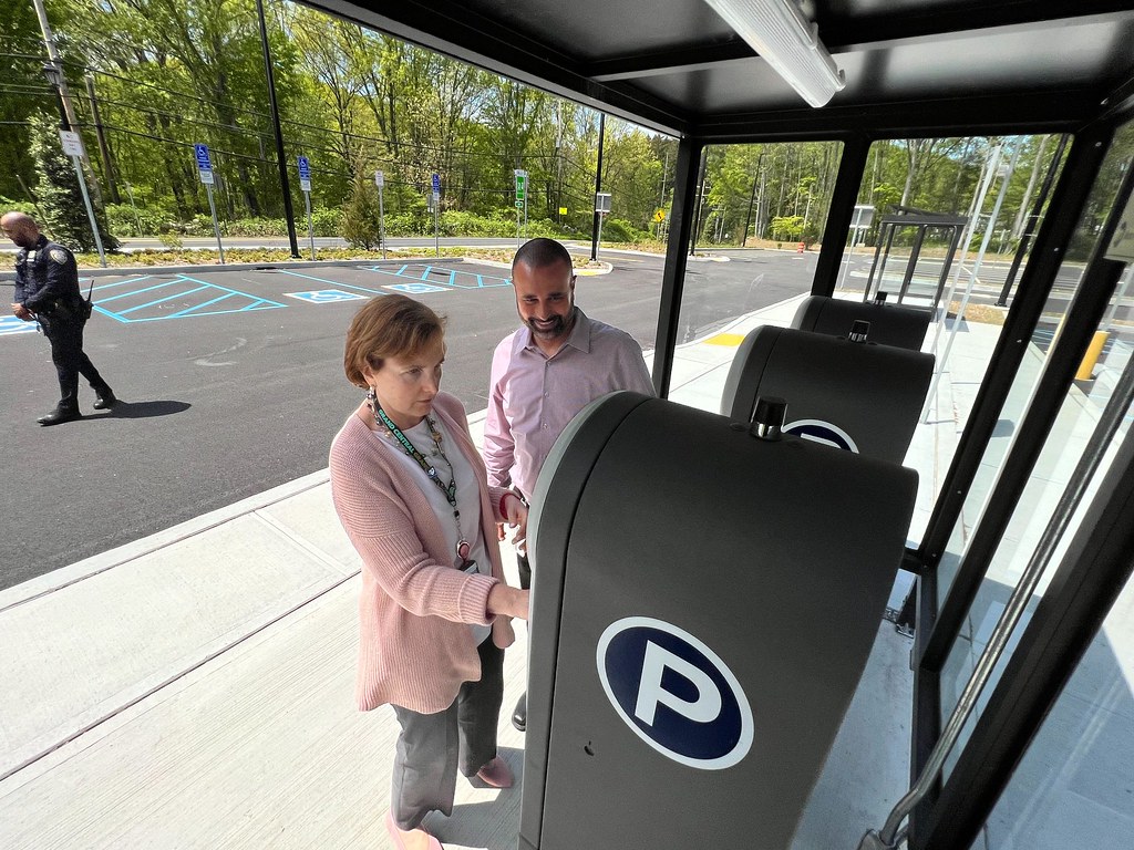 Grand Opening of Customer Parking Lot at Metro-North Croton Falls Station